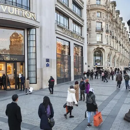 Champs-elysees *